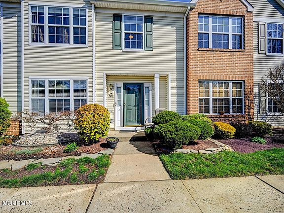 2nd image of 26 Haverford Court #6