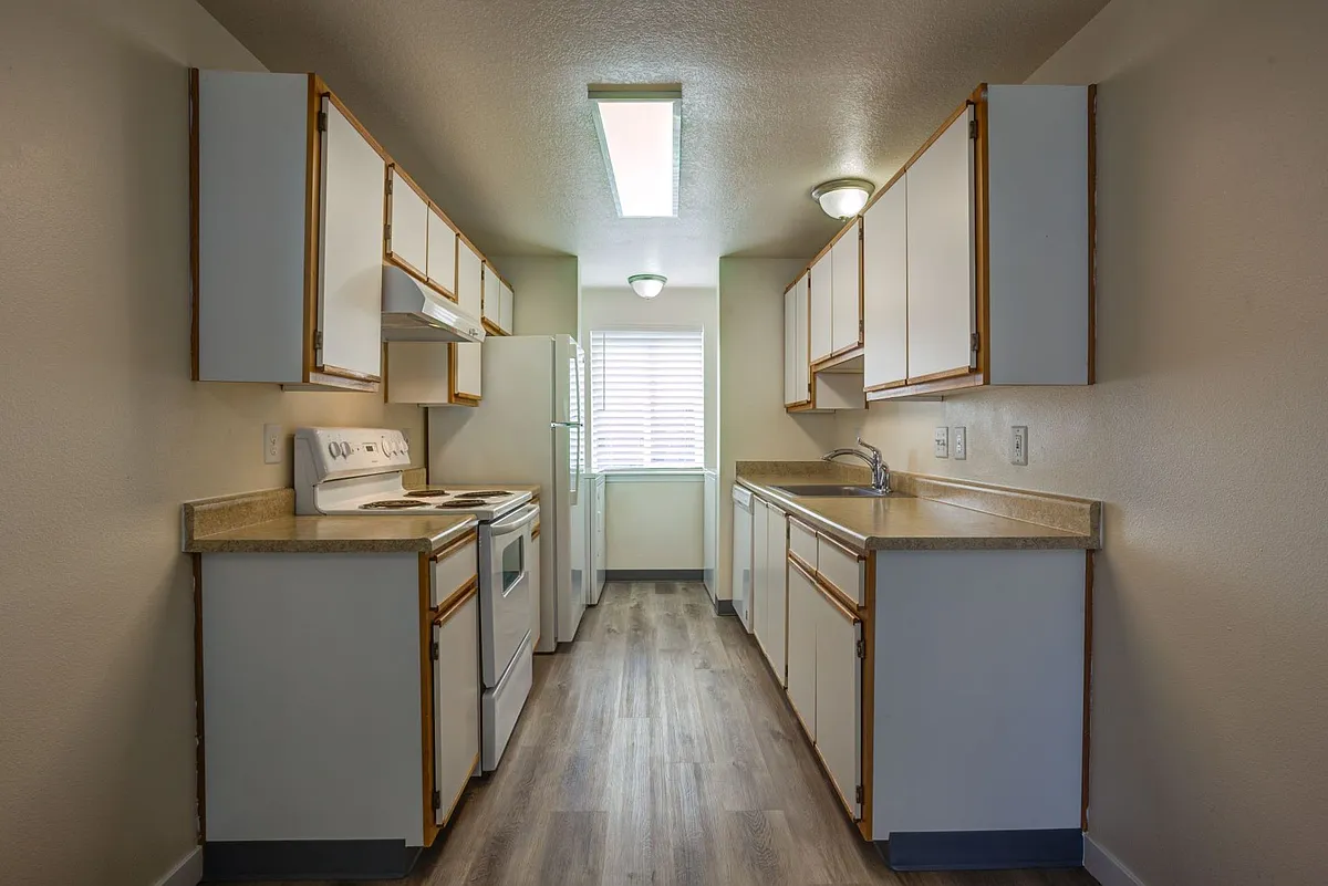 Building Photo - Cascade Village Estacada