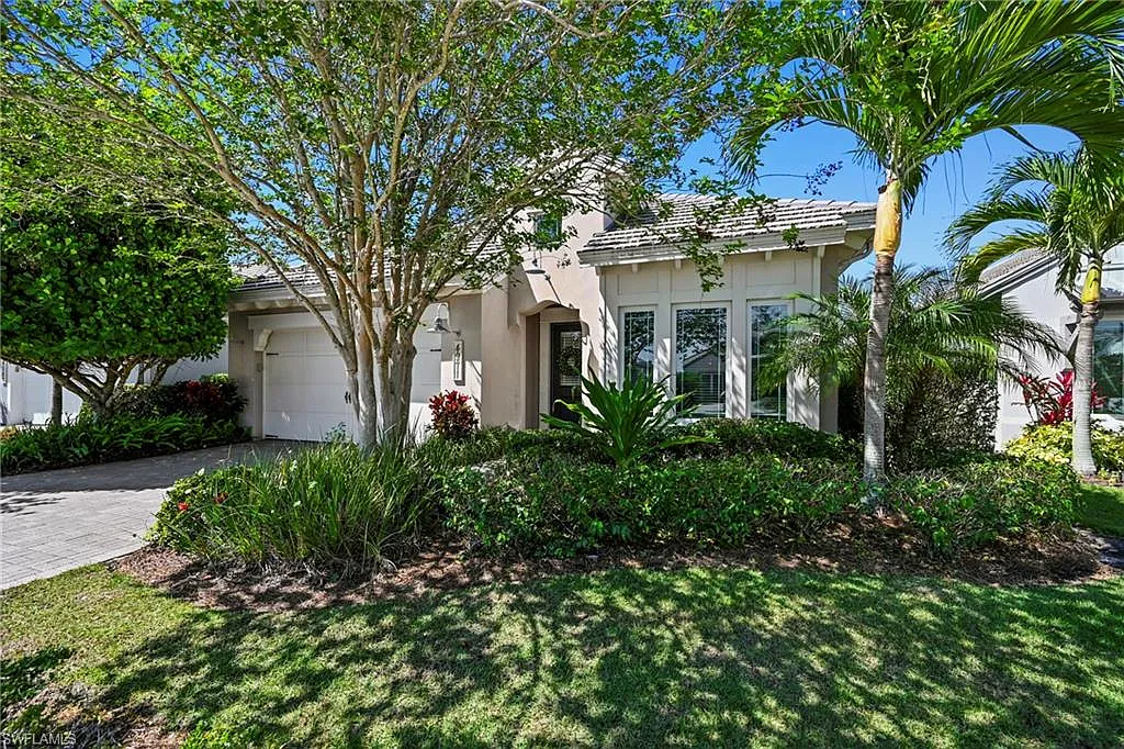 2 bed, 2.0 bath, 1982 sqft, $11,500 — Photo 1