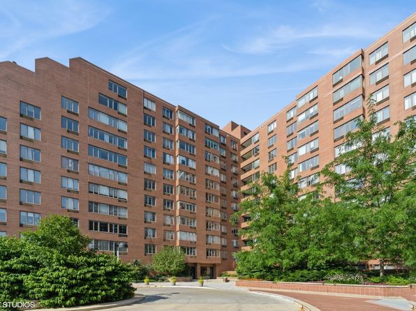 801 S Plymouth Ct APT 809