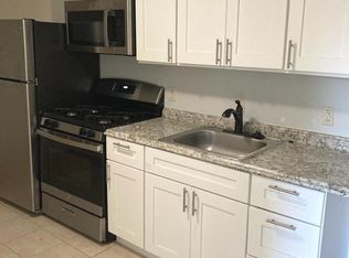 418 N 41st St APT 3, Philadelphia, PA 19104