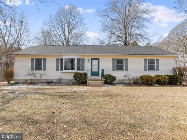 1298 Lottie Fowler Rd, Prince Frederick, MD 20678