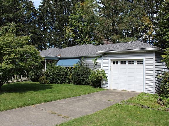 4th image of 40 Aldrich Ave