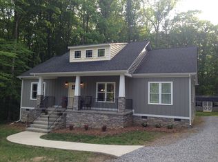 145 Hopeful Church Ln, Bumpass, VA 23024