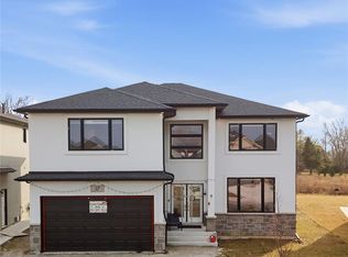 37 Kingsbridge Dr, Amherstburg, ON N9V 4A5
