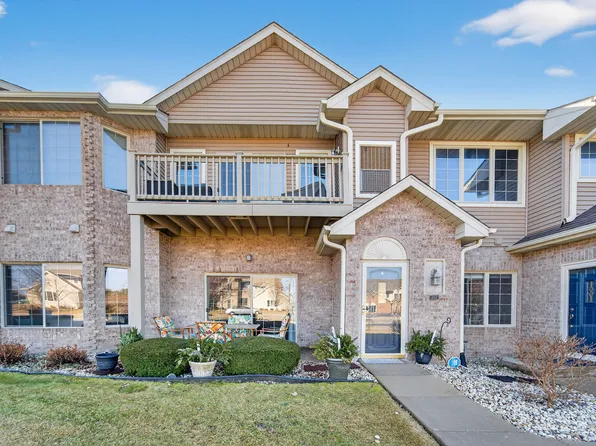 7009 53rd St, Kenosha, WI 53144