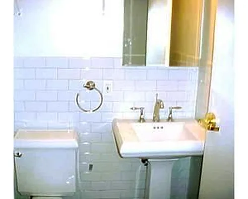 Rented by Barak Realty | media 4