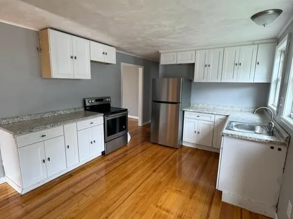 41 Brook St #2, Webster, MA 01570