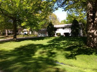 19152 Glendale Cir, Spring Lake, MI 49456