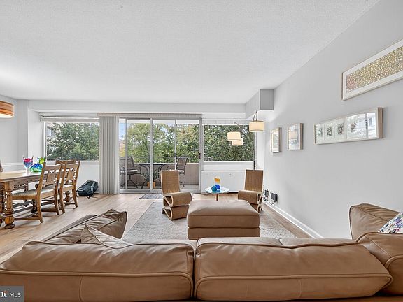 3rd image of 4515 Willard Ave APT 508S