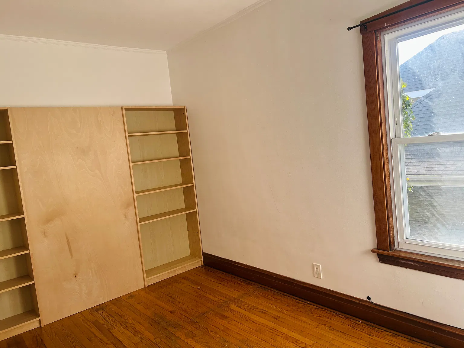 2 bed, 1200 sqft, $2,100 — Photo 4