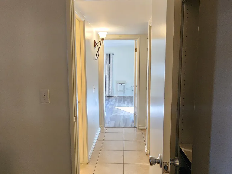 121 W Loma Vista Dr #101 — Photo 23