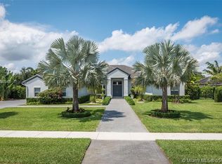 14601 Jockey Cir N, Davie, FL 33330