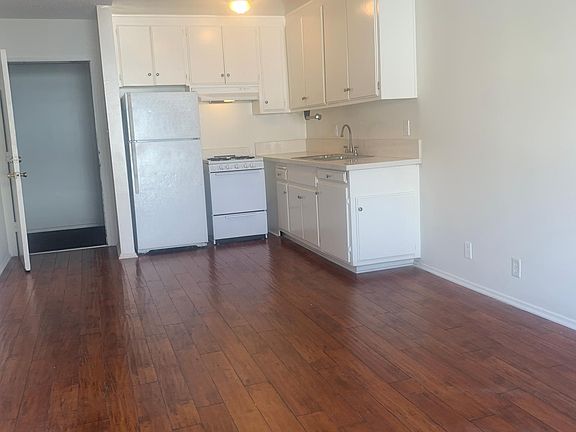 2nd image of 2704 4th St APT 40