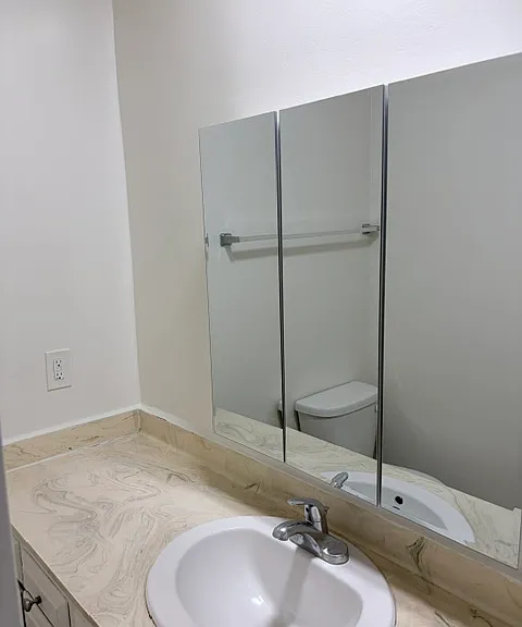 6432 Agnes Ave #6 — Photo 2