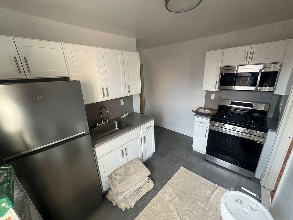 1st image of 14445 41st Ave #302