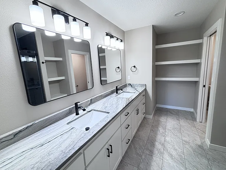 4848 Elvira St N #1 — Photo 8
