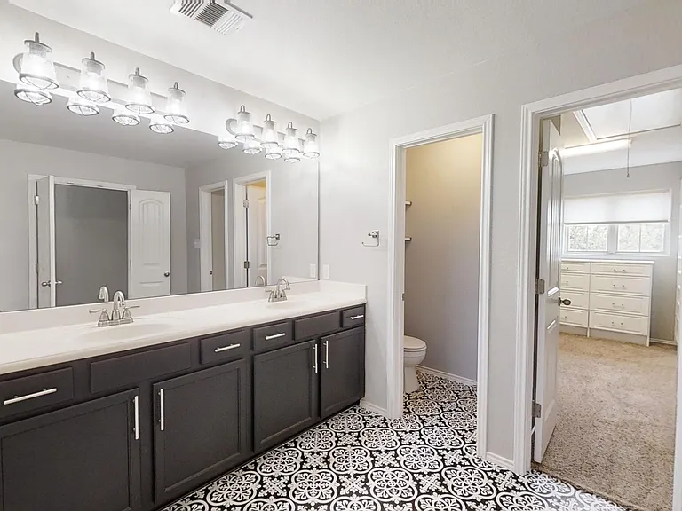 2915 Thunder Gulch — Photo 18