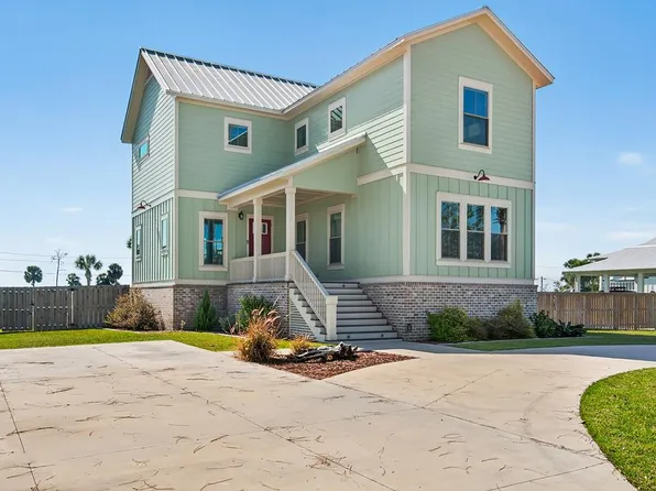 1404 Monument Ave, Port Saint Joe, FL 32456