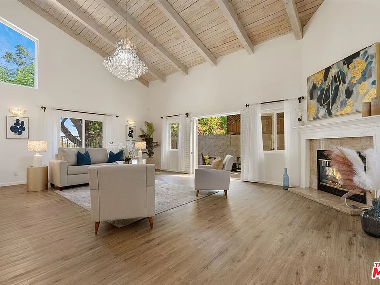 5216 Sale Ave — Photo 9