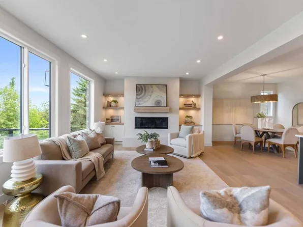 50 S Patterson Rise SW, Calgary, AB T3H 2E4