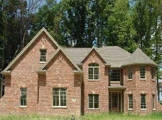 7920 Enchanted Cir, Monclova, OH 43542