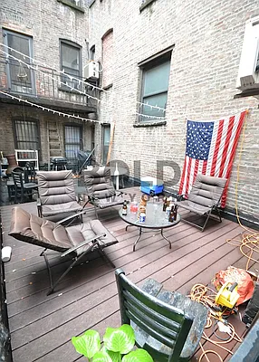 Rented by Bold New York | media 26