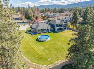 3350 Larkspur Ct, Kelowna, BC V1W 4S7