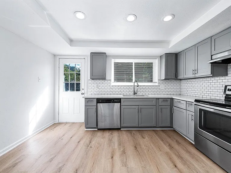 24007 Pepperrell Place St — Photo 11