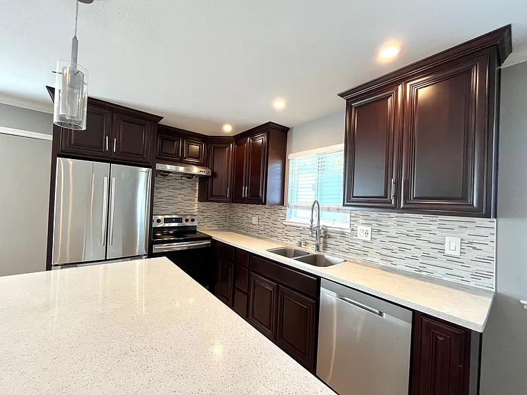 2139 Canary Ct #4 — Photo 3