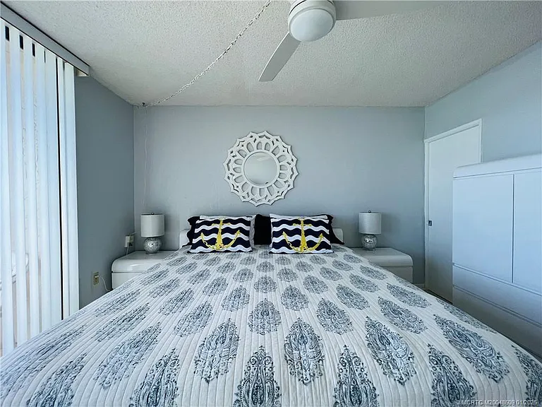 9940 S Ocean Dr #703 — Photo 28