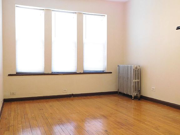 2nd image of 5412 W Ferdinand St APT 25