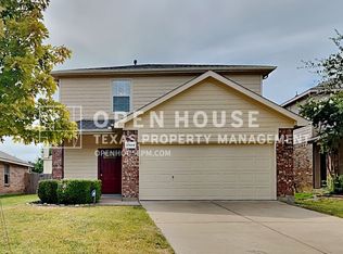 11904 Brown Fox Dr, Fort Worth, TX 76244