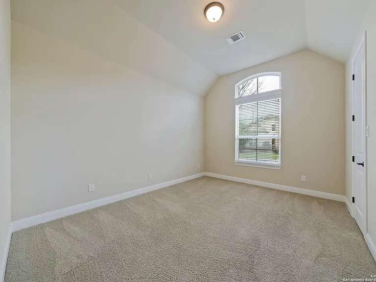 42 Avalon Park — Photo 23
