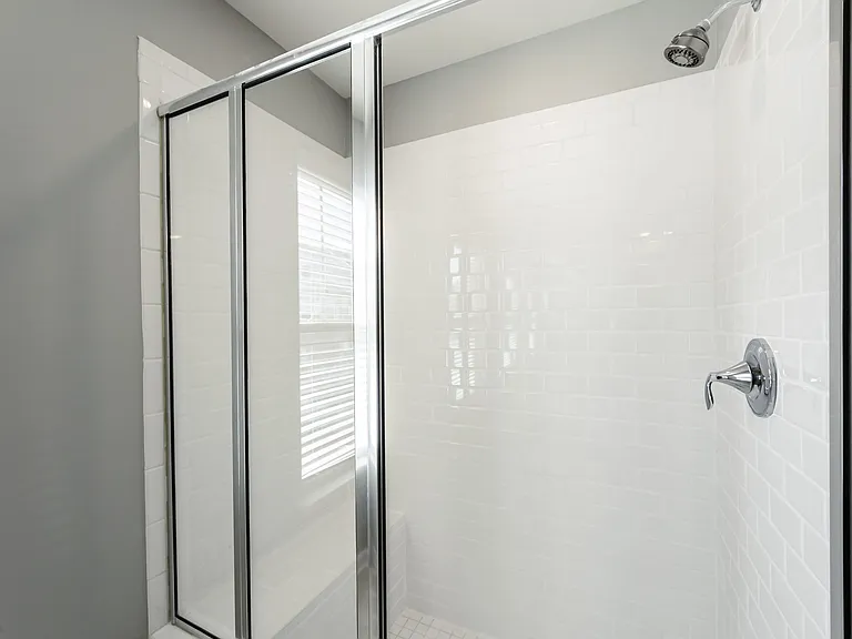 8023 Ellendale Dr — Photo 16