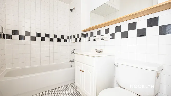 Rented by Nooklyn NYC LLC | media 49