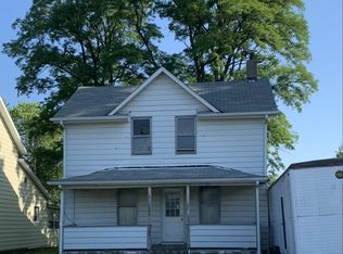 824 E 3rd St, Kewanee, IL 61443