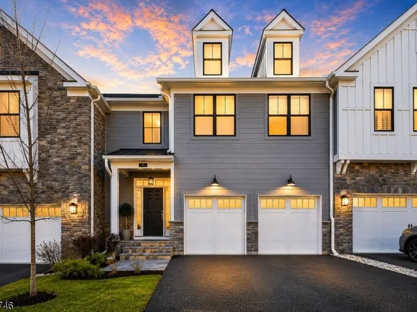 14 Chelsea Rd, Warren Twp., NJ 07059