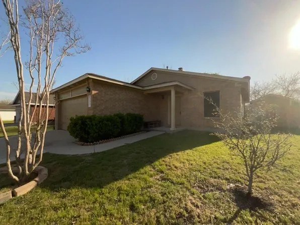 169 Spring Branch Loop, Kyle, TX 78640