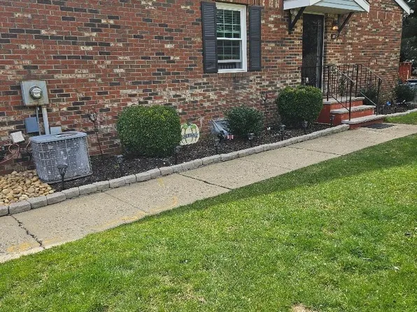 26 Hamilton Dr, Spotswood, NJ 08884