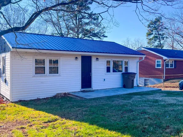 1606 School St, Altavista, VA 24517