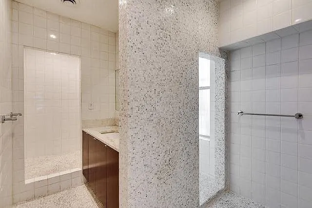 2234 N Washtenaw Ave #1 — Photo 11