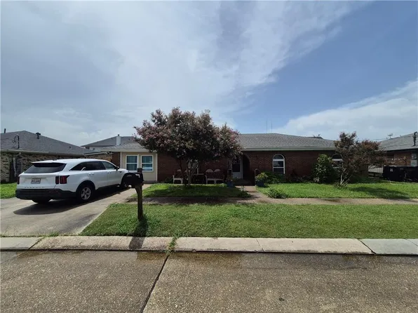 3604 Campagna Dr, Chalmette, LA 70043