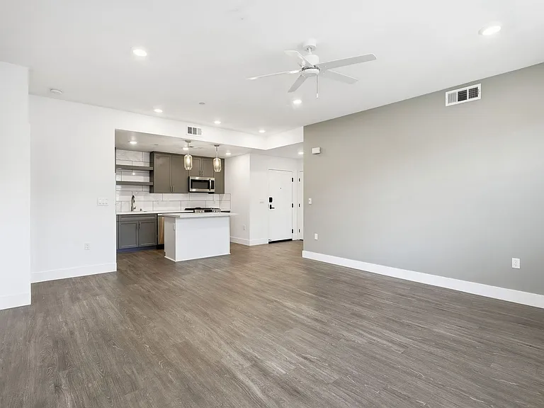 Cierra Apartments — Photo 61