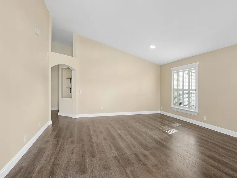 67 King Fisher Way #67 — Photo 2