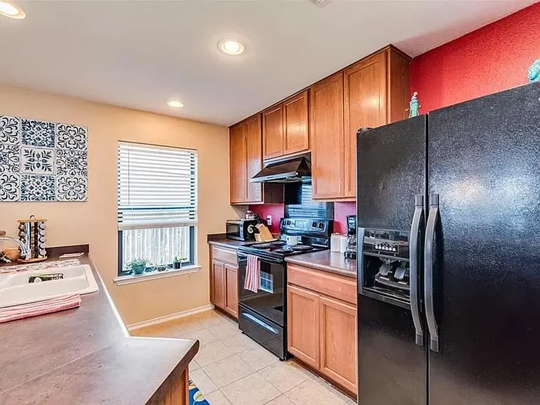8808 Stambourne St — Photo 5