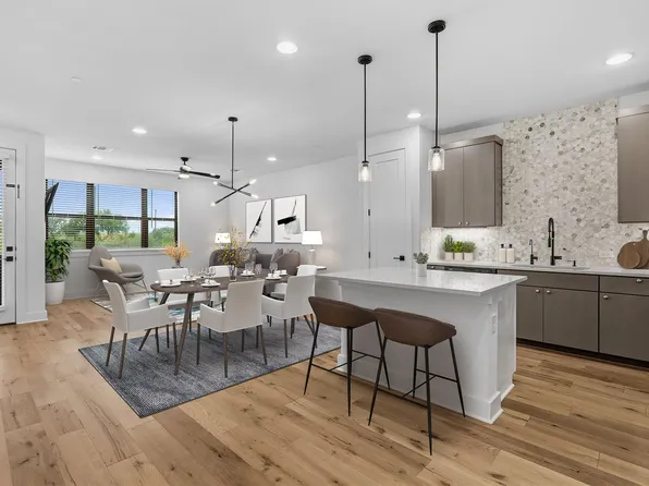 315 Holton Dr #201, Austin, TX 78737