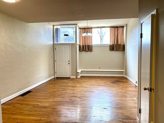 3rd image of 3908 Hereford St Floor 1
