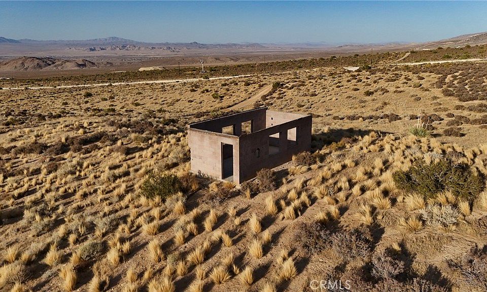 1st image of 753 Crystal Creek Rd