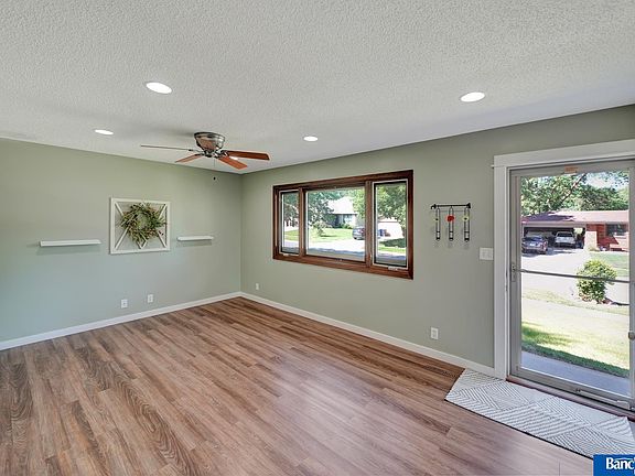 5th image of 3110 S 52nd St